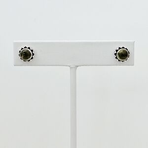 Silpada Sterling Silver Peridot Cabochon Stone Silver Bead Stud Earrings P1401